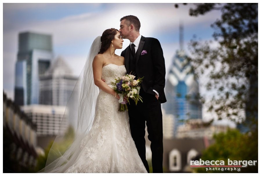 Julie and Mike married on the lawn at Naval Square, Philadelphia, flowers by Fabufloras.