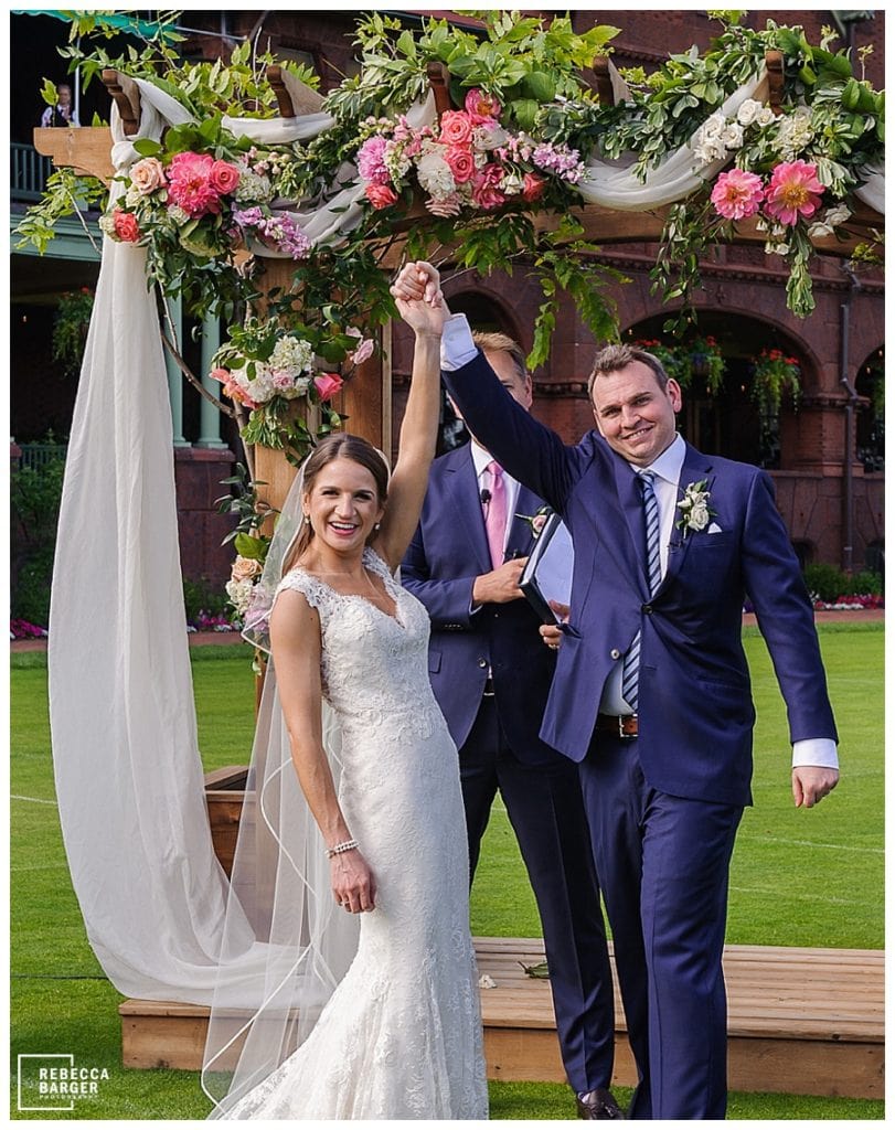 Merion Cricket Club wedding, philadelphia main line, flour de lis floral